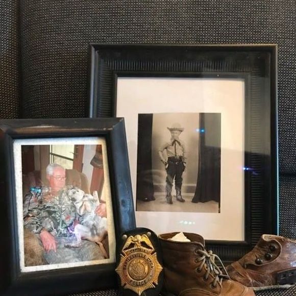 Meet your Posher, Carla - Picture 1 of 1